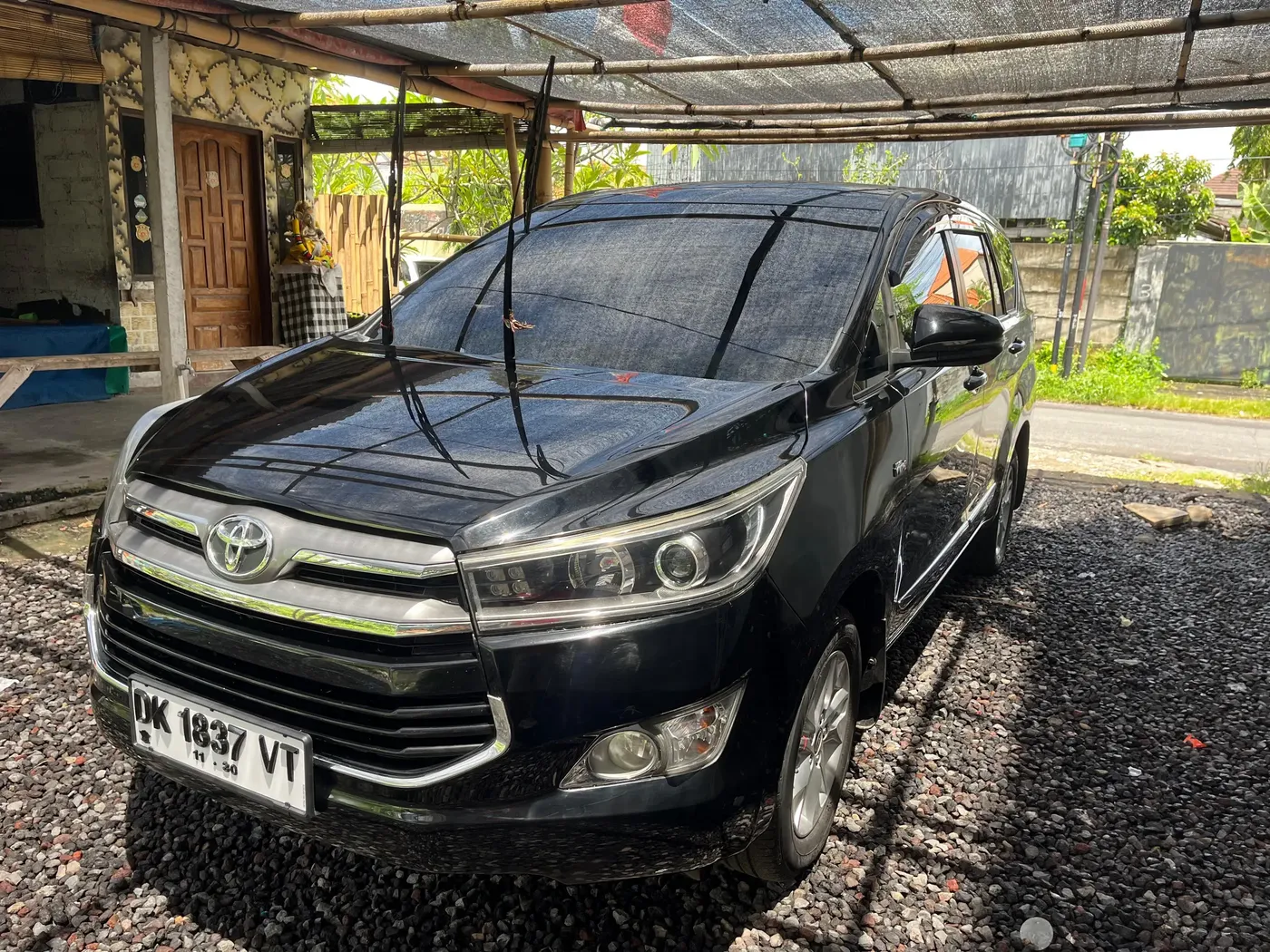 Private tour car — Toyota Innova in Bali